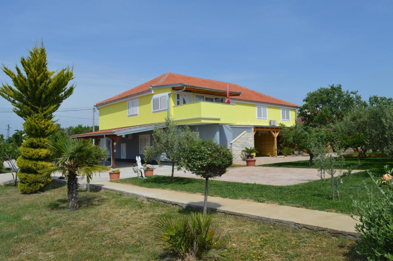 Studio Apartments Luka Biograd - Benkovac Exteriér fotografie