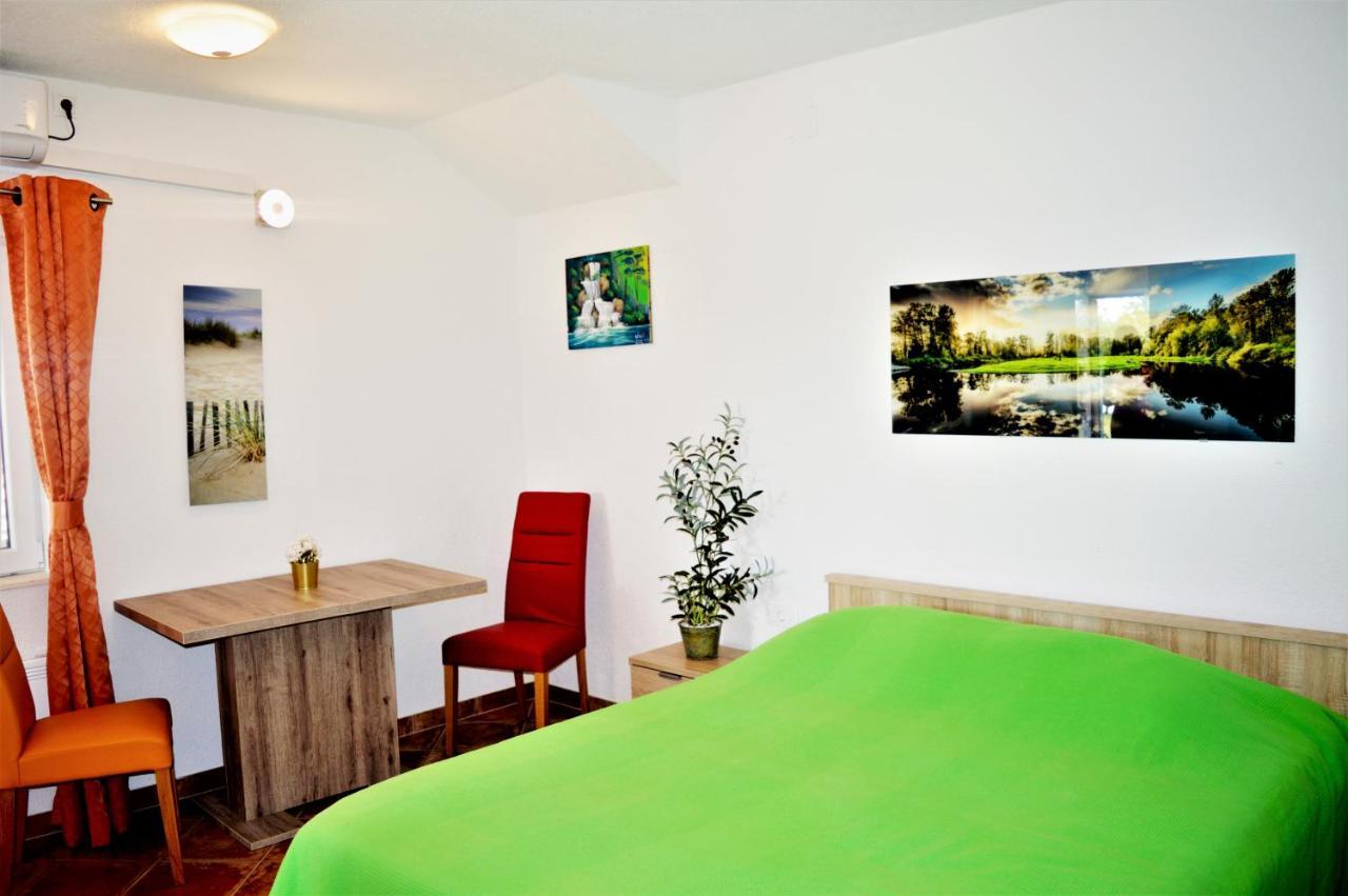Studio Apartments Luka Biograd - Benkovac Exteriér fotografie