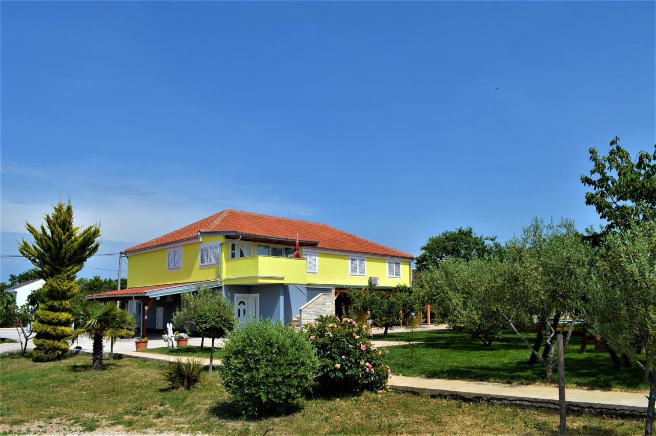 Studio Apartments Luka Biograd - Benkovac Exteriér fotografie